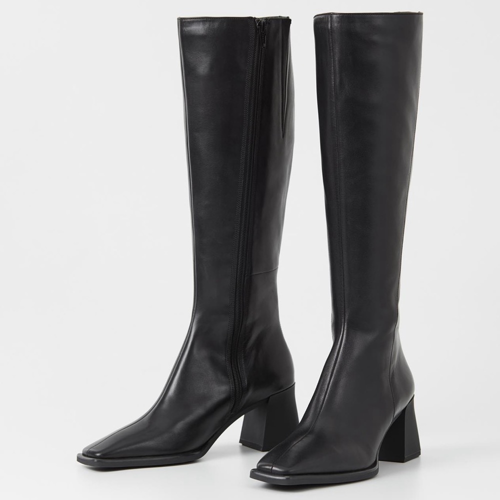 Hedda Tall Boot